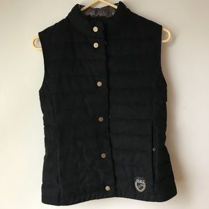 Skea, luxury ski brand. Vest